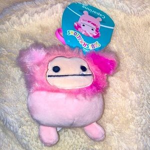 Caprinne the Bigfoot Squishmallow Clip!!